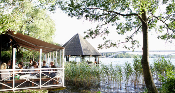 restuarant in stockholm by water